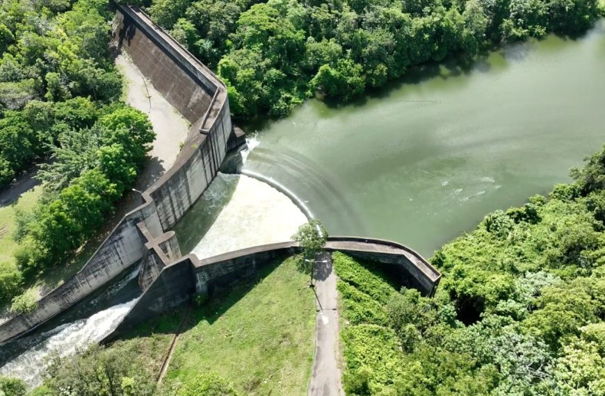 INDRHI informa que sistema de presas recibe 74 MMC de agua por efecto de vaguada