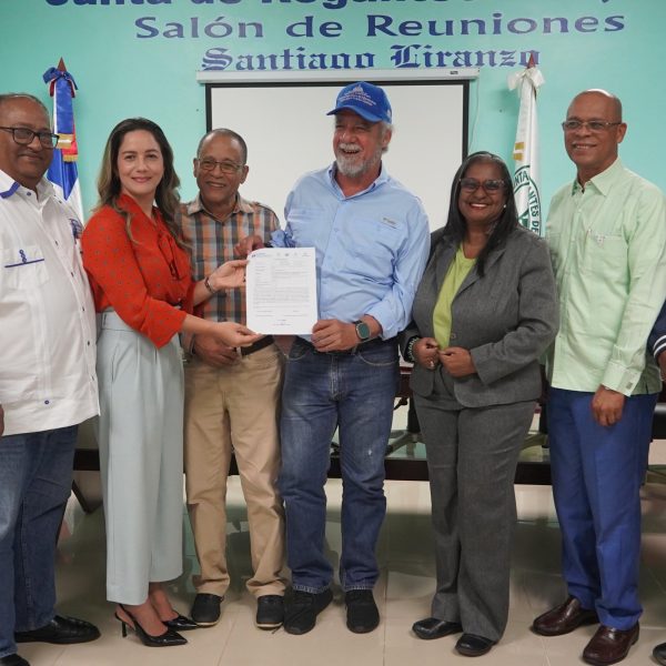 INDRHI continúa optimización de sistemas de riego; inicia estudios para rehabilitar canales Luis Bogaert y Mao – Gurabo