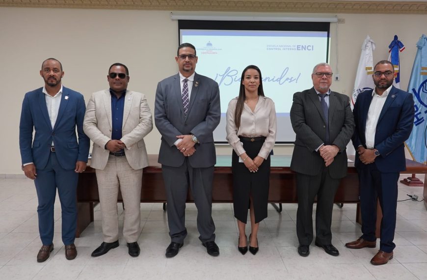 INDRHI fortalece la gestión institucional con capacitación en control interno impartida por la Contraloría