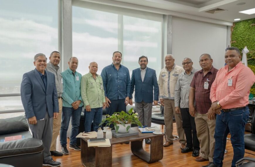 Ministerio de Medio Ambiente, INDRHI y Consejo Nacional de Regantes coordinarán intervenciones en sistemas de riego